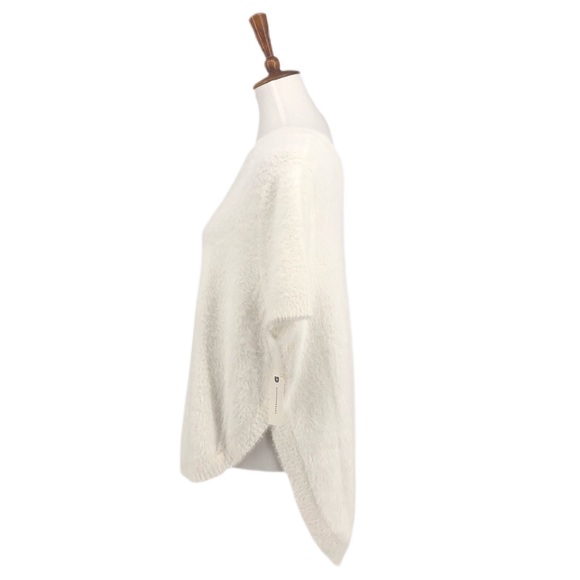 Anthropologie White Marianna Eyelash 